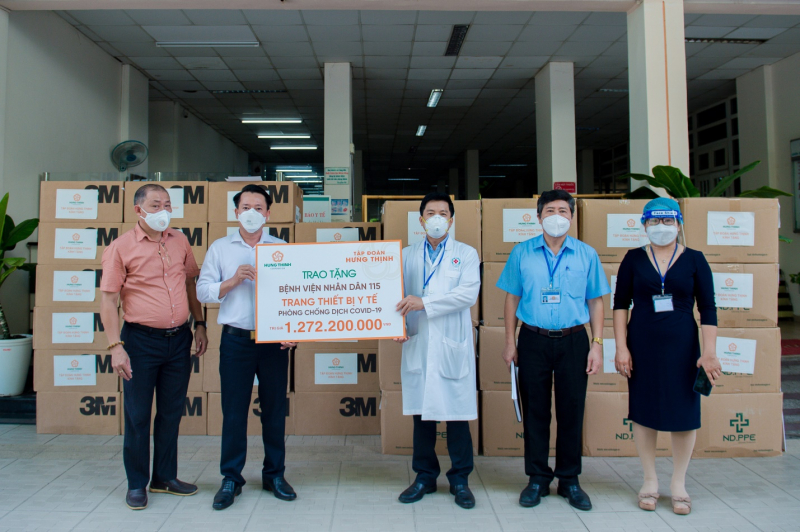 Tập đoàn Hưng Thịnh hỗ trợ trang thiết bị y tế với kinh phí gần 2 tỷ đồng cho bệnh viện nhân dân 115 và gia định -0