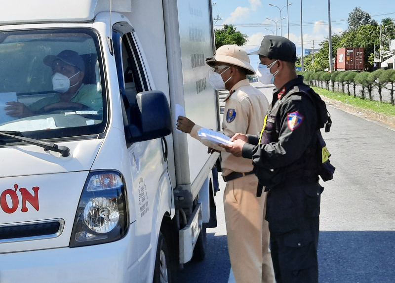 Kiên trì nơi tuyến đầu chống dịch -0