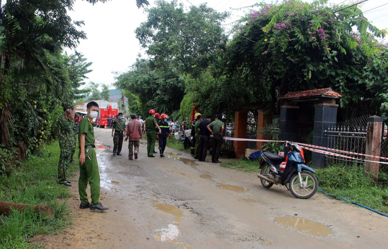 Sau vụ nổ lớn làm sập nhà, 2 vợ chồng chết thảm -0