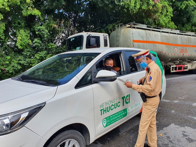 Công an thành phố Hà Nội hỏa tốc hướng dẫn cấp giấy đi đường có mã QR -0