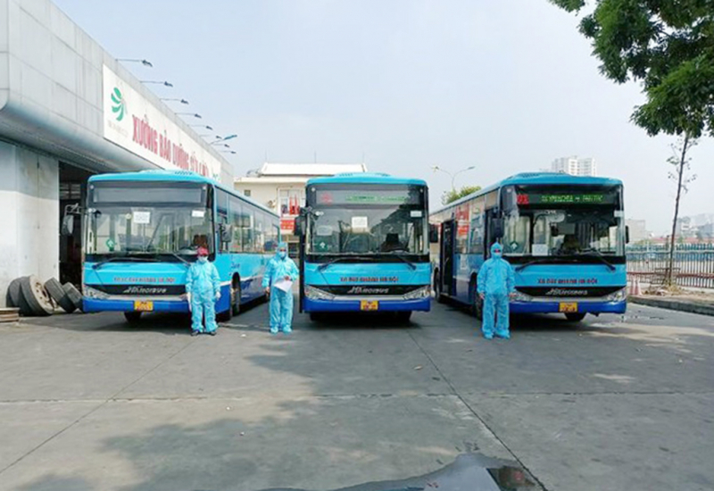 xe buyt du phong.jpeg -0