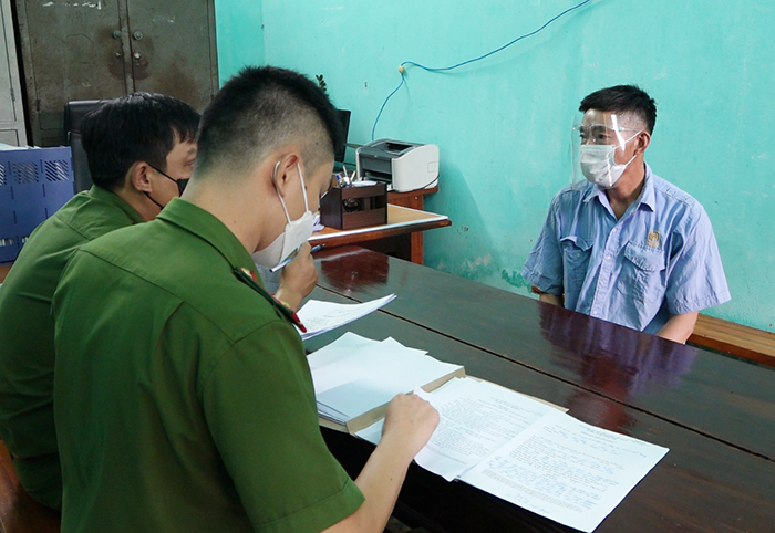 Bắt đối tượng giết người trốn vào rừng sau 1 giờ gây án -0