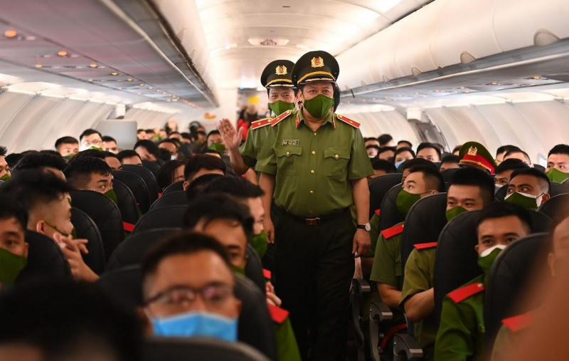 Gần 1.000 cán bộ, chiến sĩ Công an tăng cường, hỗ trợ các tỉnh phía Nam chống dịch -1