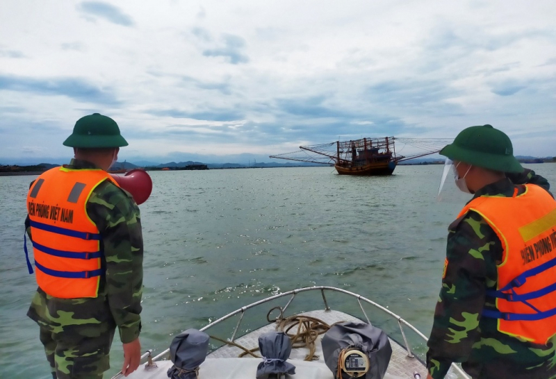 Quảng Bình triển khai quyết liệt “mục tiêu kép” vừa chống dịch vừa chống bão Conson -0