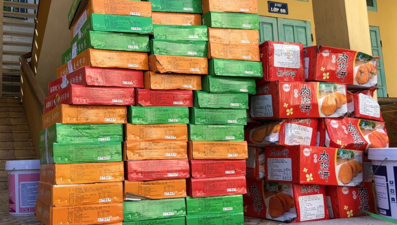 Thu giữ 11.130 chiếc bánh trung thu không nguồn gốc, xuất xứ -0
