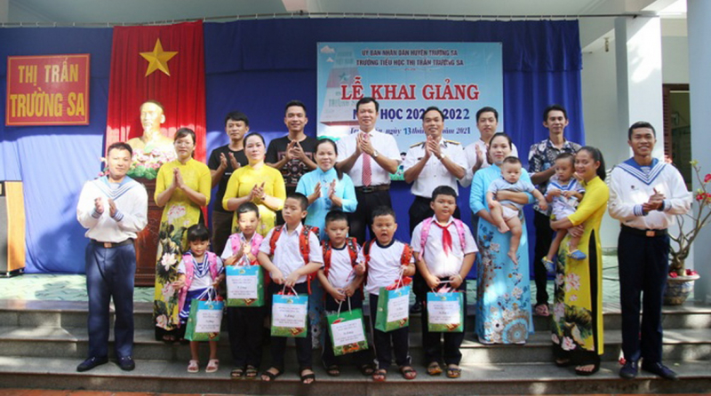 Khánh Hòa khai giảng năm học mới tại huyện miền núi Khánh Vĩnh và huyện đảo Trường Sa. -0