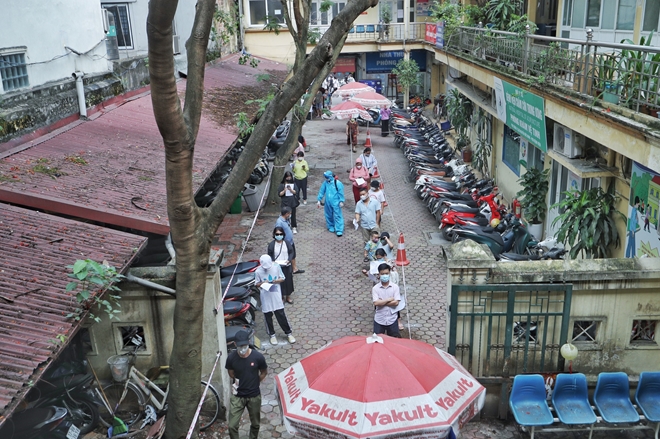 Sáng 13/9, Hà Nội thêm 22 ca dương tính, đã tiêm được trên 4,4 triệu liều vaccine -0