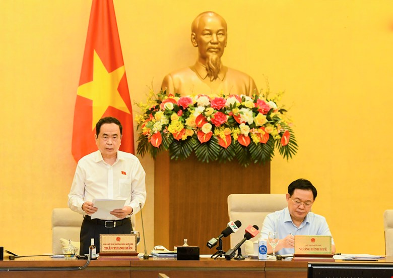 Cần nghiêm cấm những bộ phim cổ súy cho hành vi vi phạm pháp luật -0