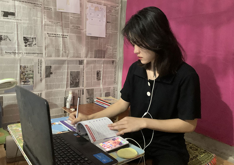 Sinh viên vùng cao gặp nhiều khó khăn trong việc học online -0