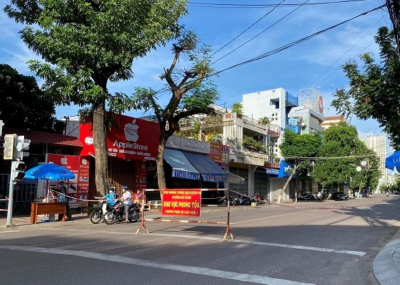 Xuất hiện ổ dịch hàng chục ca COVID-19, TP Quy Nhơn phong tỏa 5 phường -0