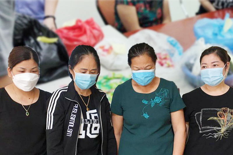 Bất chấp dịch 4 phụ nữ  tụ tập “sát phạt đỏ đen”  -0