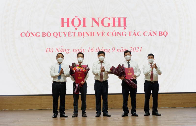 Đà Nẵng công bố các quyết định của Thủ tướng Chính phủ về công tác cán bộ -0
