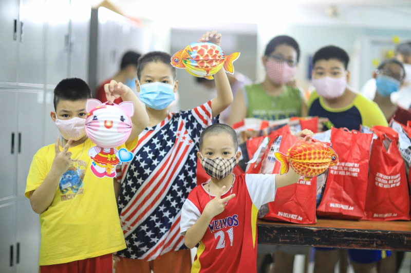 Công an TP Hồ Chí Minh trao 1.000 phần quà cho trẻ mồ côi, khó khăn  -0