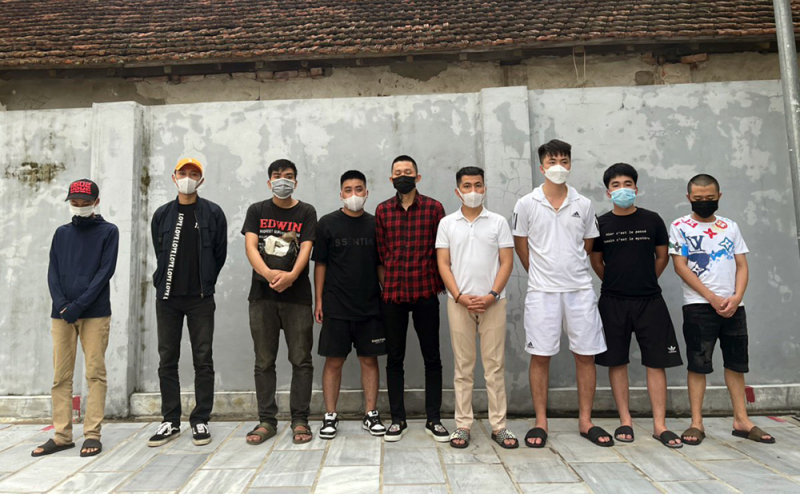 z2778031677969_ce288f0e236a3ac15e5b089bee553468.jpg -0