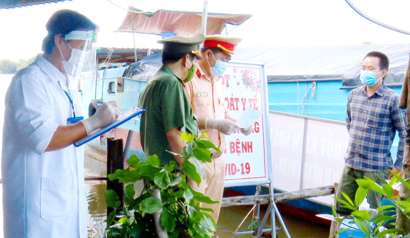 Cuộc chiến phòng, chống COVID-19 trên các tuyến sông -0