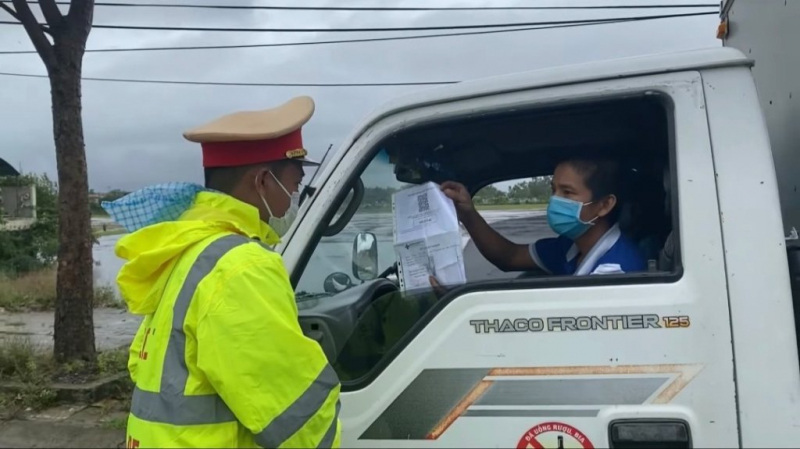 Áp thấp nhiệt đới khả năng thành bão, Đà Nẵng nghiêm cấm tàu thuyền ra khơi -0