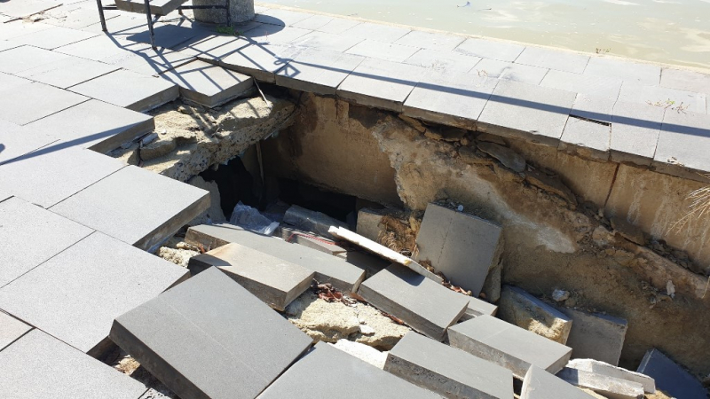 Hội An khẩn cấp khắc phục tình trạng sụt lún tuyến kè ven sông Hoài trước mùa mưa bão  -0