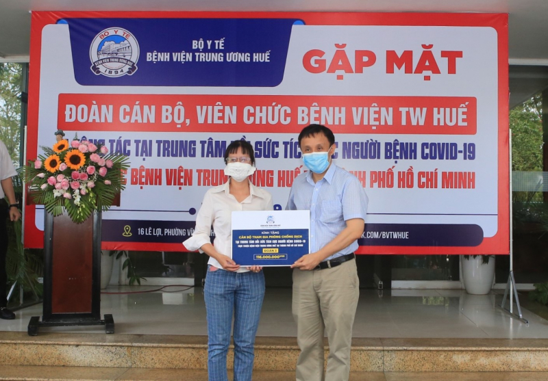 115 y, bác sĩ ở Huế lên đường chi viện TP Hồ Chí Minh chống dịch -0