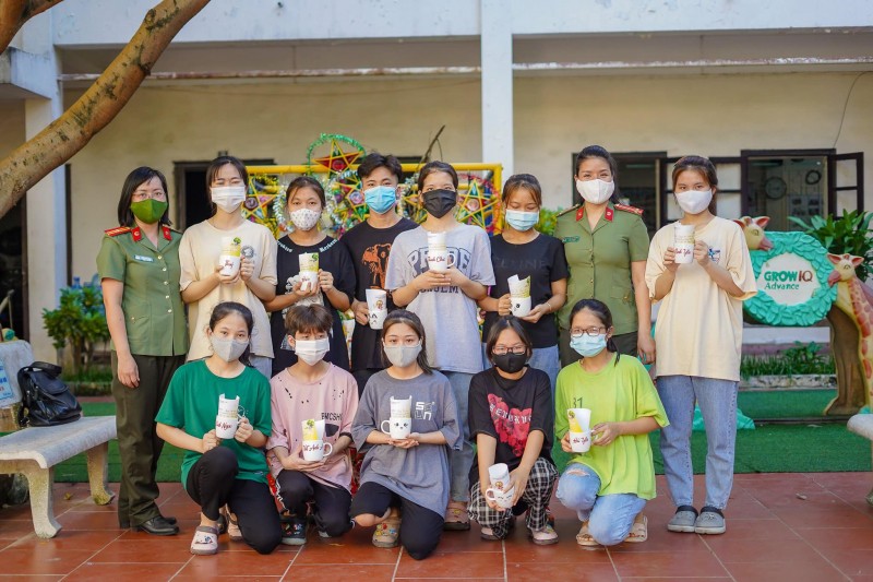 Mang niềm vui đến cho trẻ thiệt thòi -0