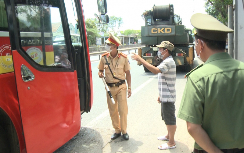 Huế nới lỏng một số hoạt động, dịch vụ để phát triển kinh tế - xã hội -0