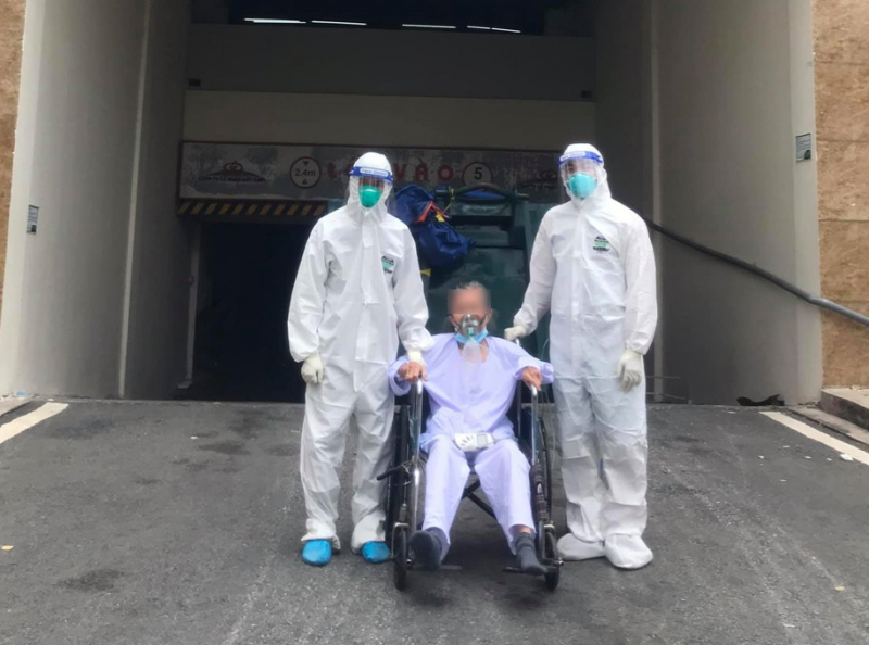 Gia đình 11 người mắc COVID-19 đều khỏi bệnh -0