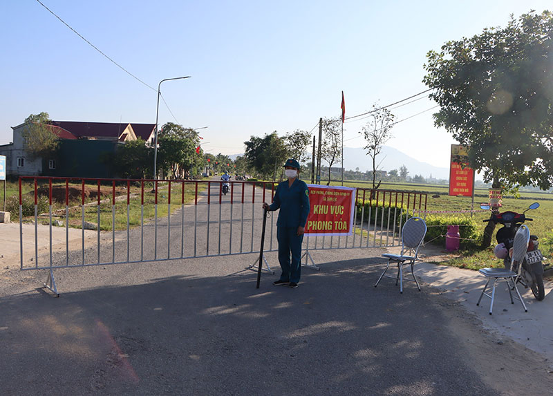 Khởi tố vụ án hình sự làm lây lan dịch bệnh ở Cẩm Xuyên (Hà Tĩnh) -0