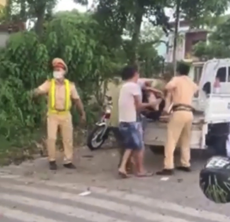 1 nam youtuber, tiktoker nổi tiếng bị tai nạn giao thông nghiêm trọng -1