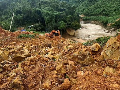 Thủ tướng Chính phủ: Chuẩn bị sẵn sàng phương án “bốn tại chỗ” ứng phó với bão mạnh, lũ lớn -0