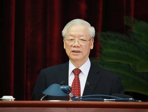Fourth plenum of 13th Party Central Committee wraps up -0