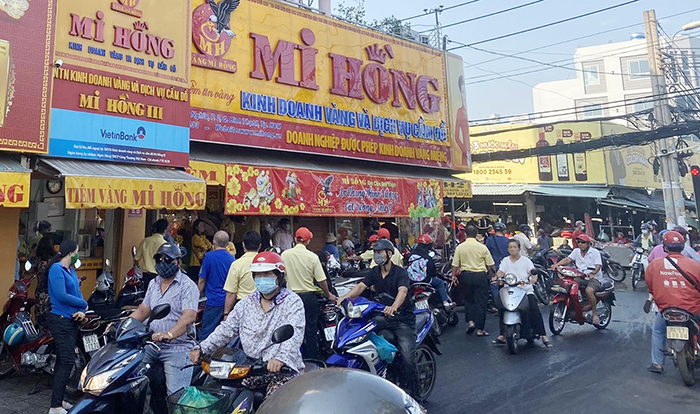 Mưu sinh trong “bình thường mới” -0