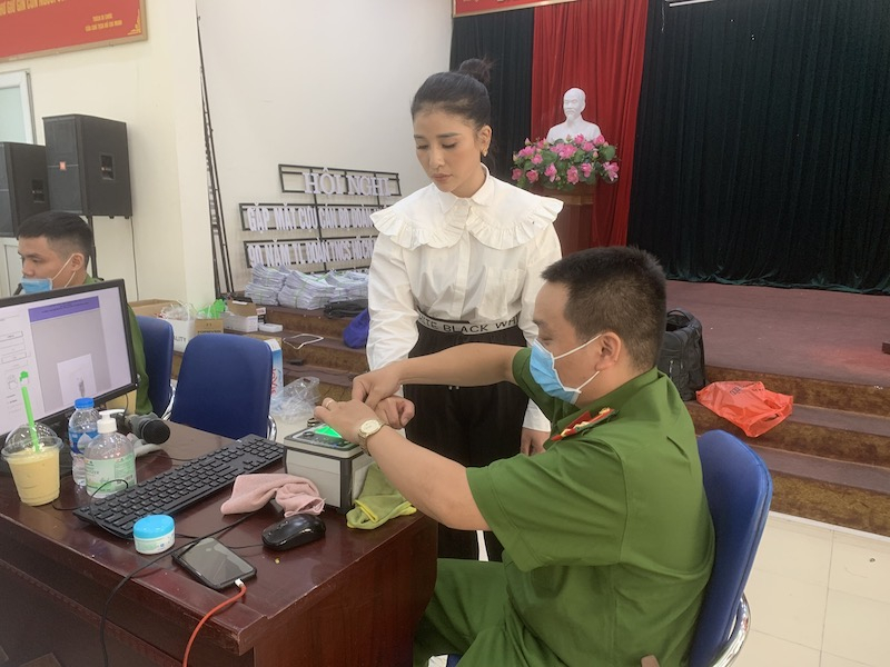 Công an thành phố Hà Nội mở đợt cấp căn cước công dân cho người đủ 14 tuổi trở lên -0