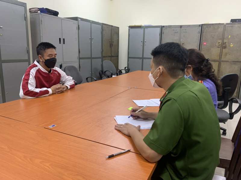 Vụ “côn đồ” đập phá nhà dân ở Hà Nội: Tạm giữ hình sự một số đối tượng -0