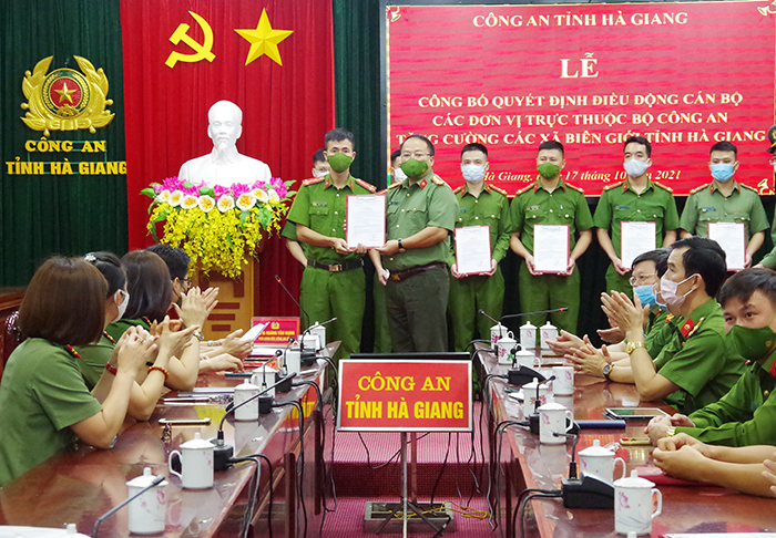 Công an các địa phương điều động cán bộ cơ quan Bộ tăng cường Công an xã -0