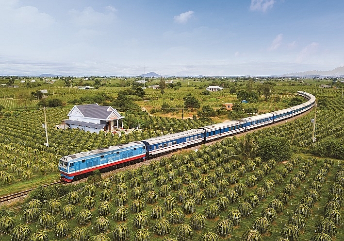 MOT issues decision to ease conditions for air, railway passengers -0