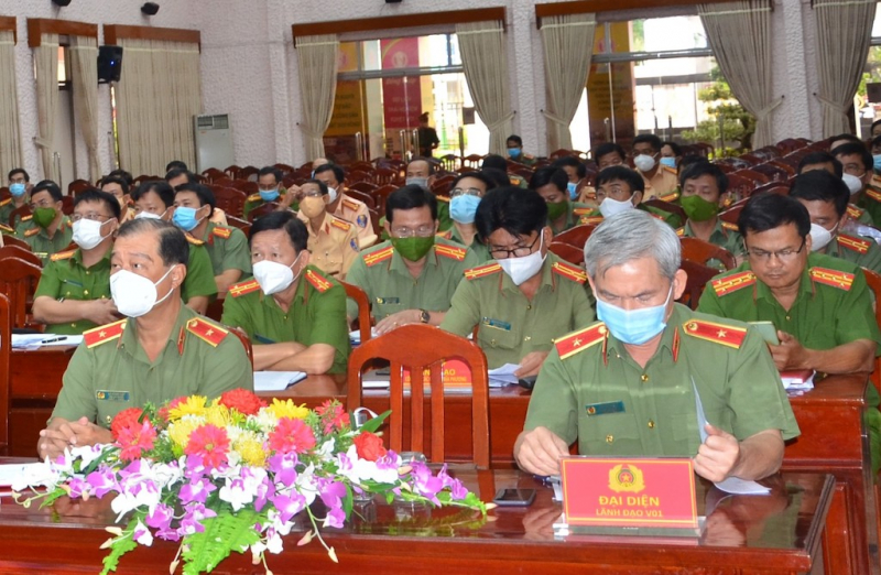 Tuyên dương tập thể, cá nhân có thành tích trong công tác phòng, chống dịch COVID-19 -0