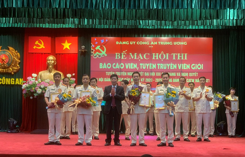 Bế mạc Hội thi Báo cáo viên, Tuyên truyền viên giỏi trong Đảng bộ Công an Trung ương năm 2021 -0