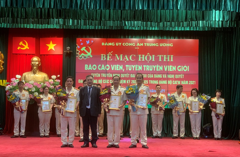 Bế mạc Hội thi Báo cáo viên, Tuyên truyền viên giỏi trong Đảng bộ Công an Trung ương năm 2021 -0