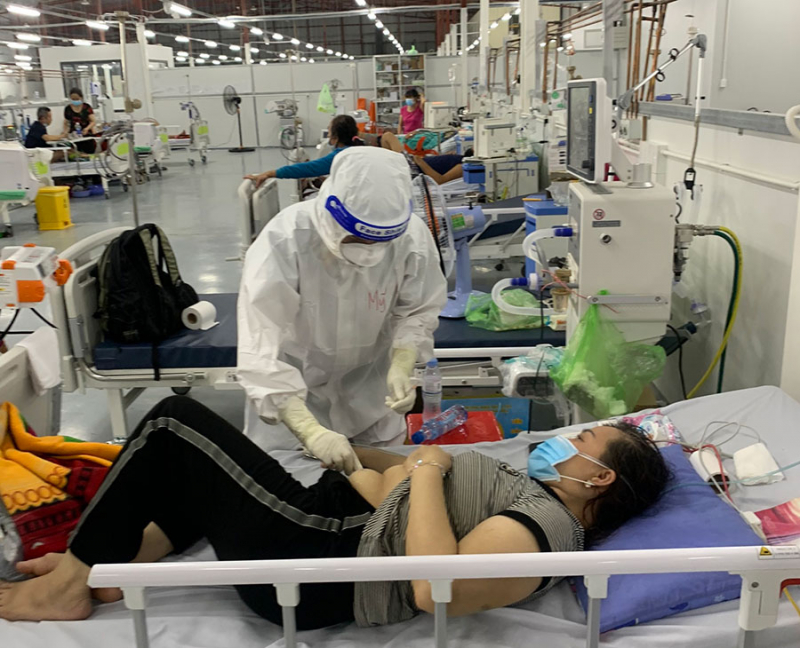 Cảm phục những nữ bác sĩ Công an chiến đấu trong tâm dịch COVID-19 -0