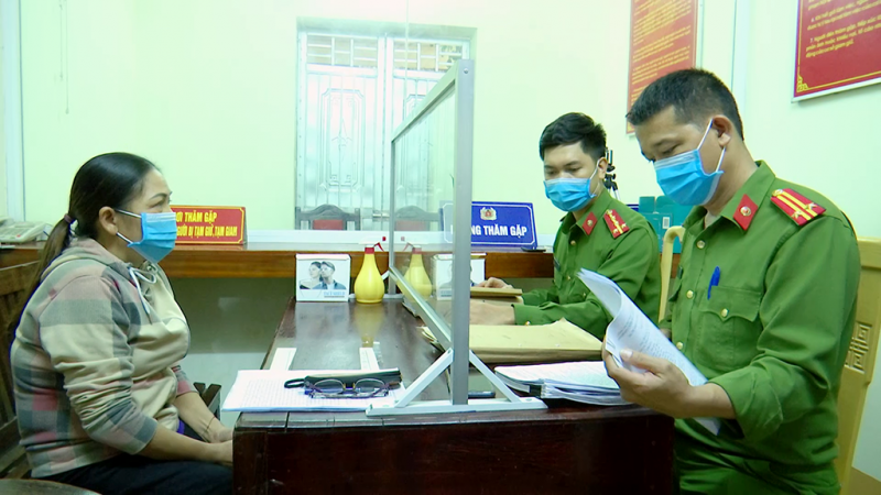Đối tượng làm giấy phép lái xe giả sa lưới -0