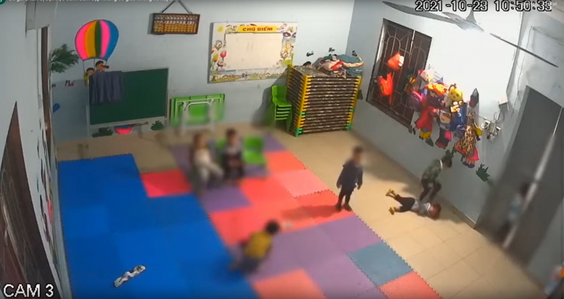 Xử lý vụ bé gái 3 tuổi bị đánh bầm dập khi đi lớp -0