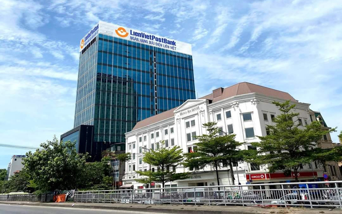 Ngân hàng và lát cắt lợi nhuận -0