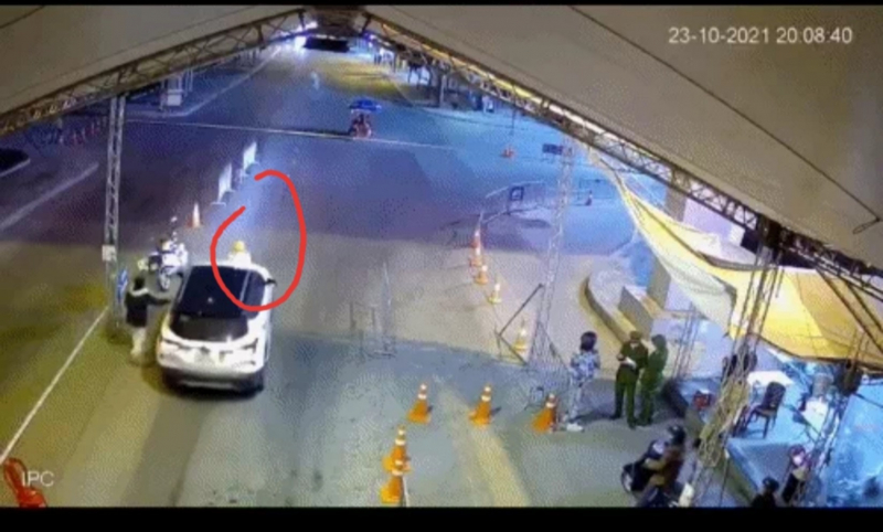 Tạm giữ hình sự đối tượng  chống người thi hành công vụ -0