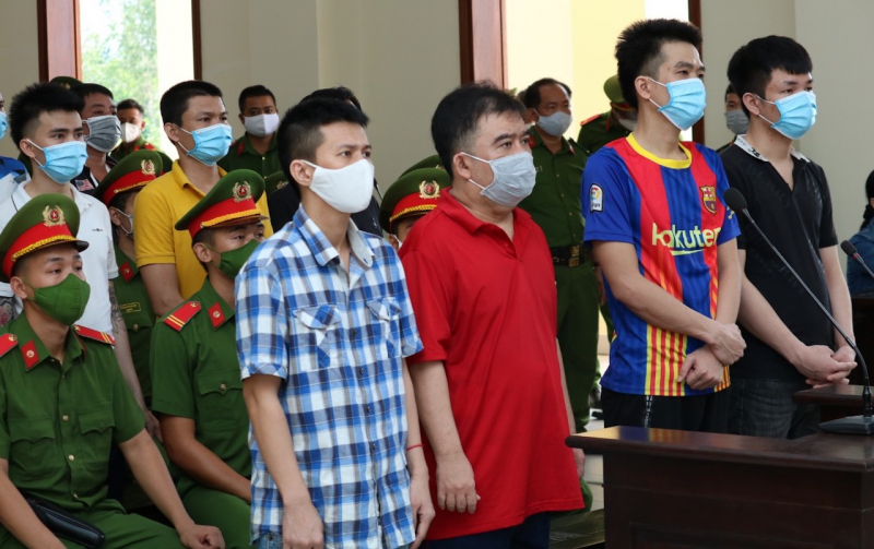 Lãnh 8 năm tù vì gây ra vụ nổ súng ở trung tâm TP Cần Thơ -0