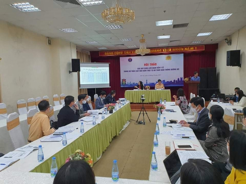 Đảm bảo an toàn cho trẻ em khi tham gia giao thông như thế nào?  -0