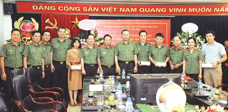 ĐB-Khẳng định vị thế từ thương hiệu Giải Báo chí quốc gia -0