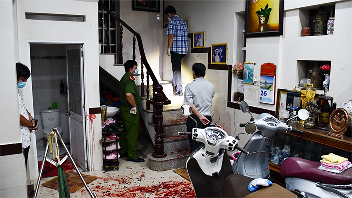 Con dao gấp vạch tội hung thủ -0