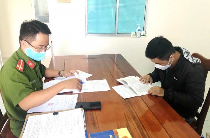 Khởi tố đối tượng mua bán trái phép vảy tê tê -0