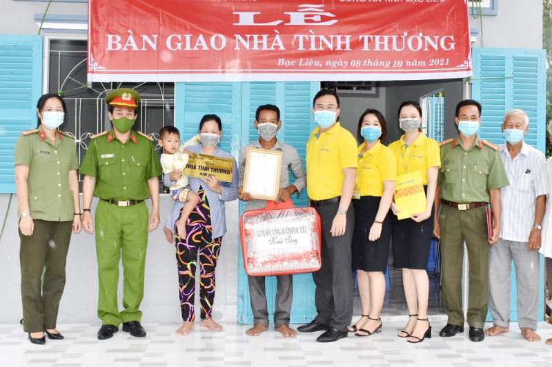 Những ngôi nhà ấm tình chiến sỹ Công an -0