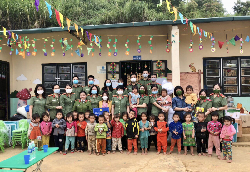 Tháng 10 lan tỏa yêu thương của phụ nữ Cục an ninh mạng và phòng, chống tội phạm sử dụng công nghệ cao -0