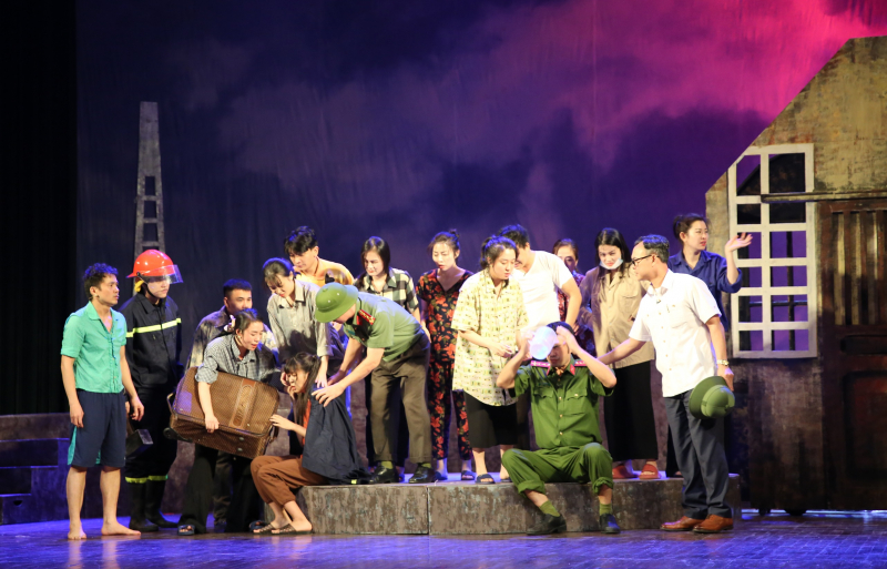 600 artists participate in National Theater Festival -0